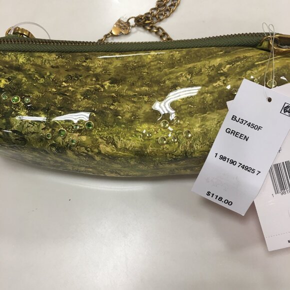 Betsey Johnson Kitsch A Big Dill Crossbody Green Rhinestones NWT - Picture 2 of 13